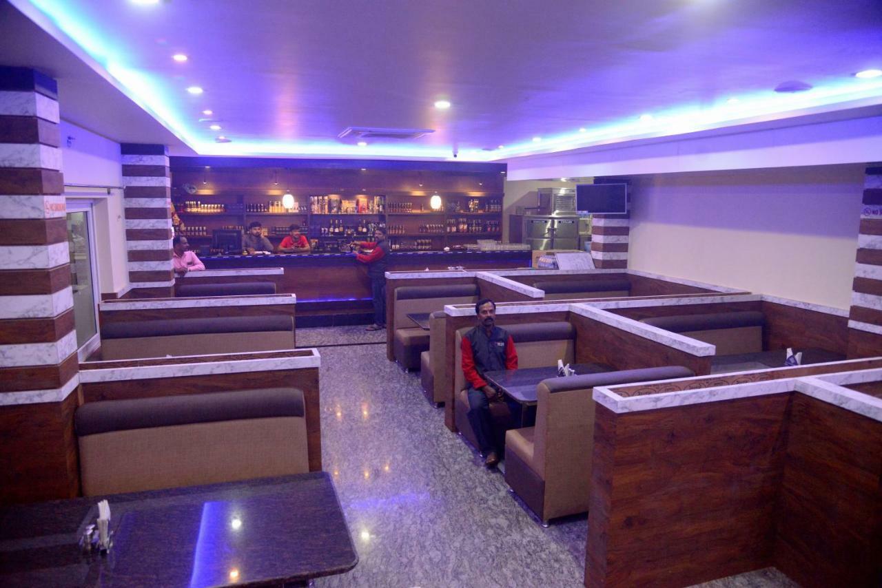 Hotel Souparnika 사가르 외부 사진